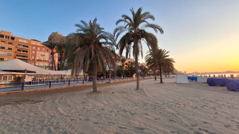 La playa del Postiguet de Alicante