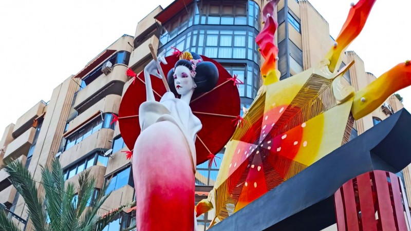 Hoguera Mercado Central