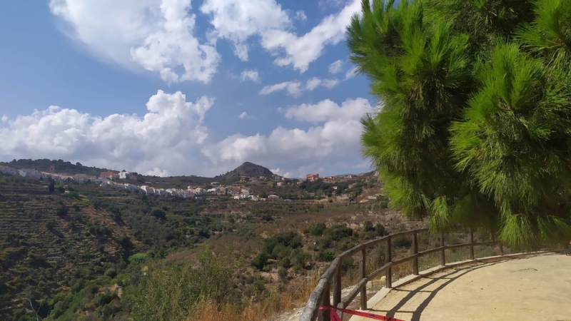 Ruta de los almendros de la Serra de Aitana