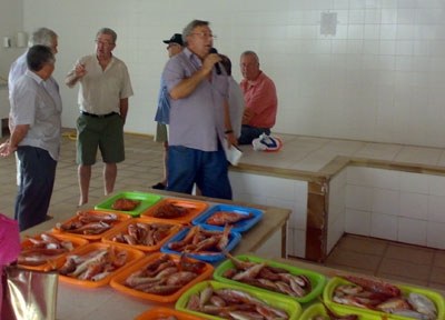 Comprar els ranxos pactats al preu del peix